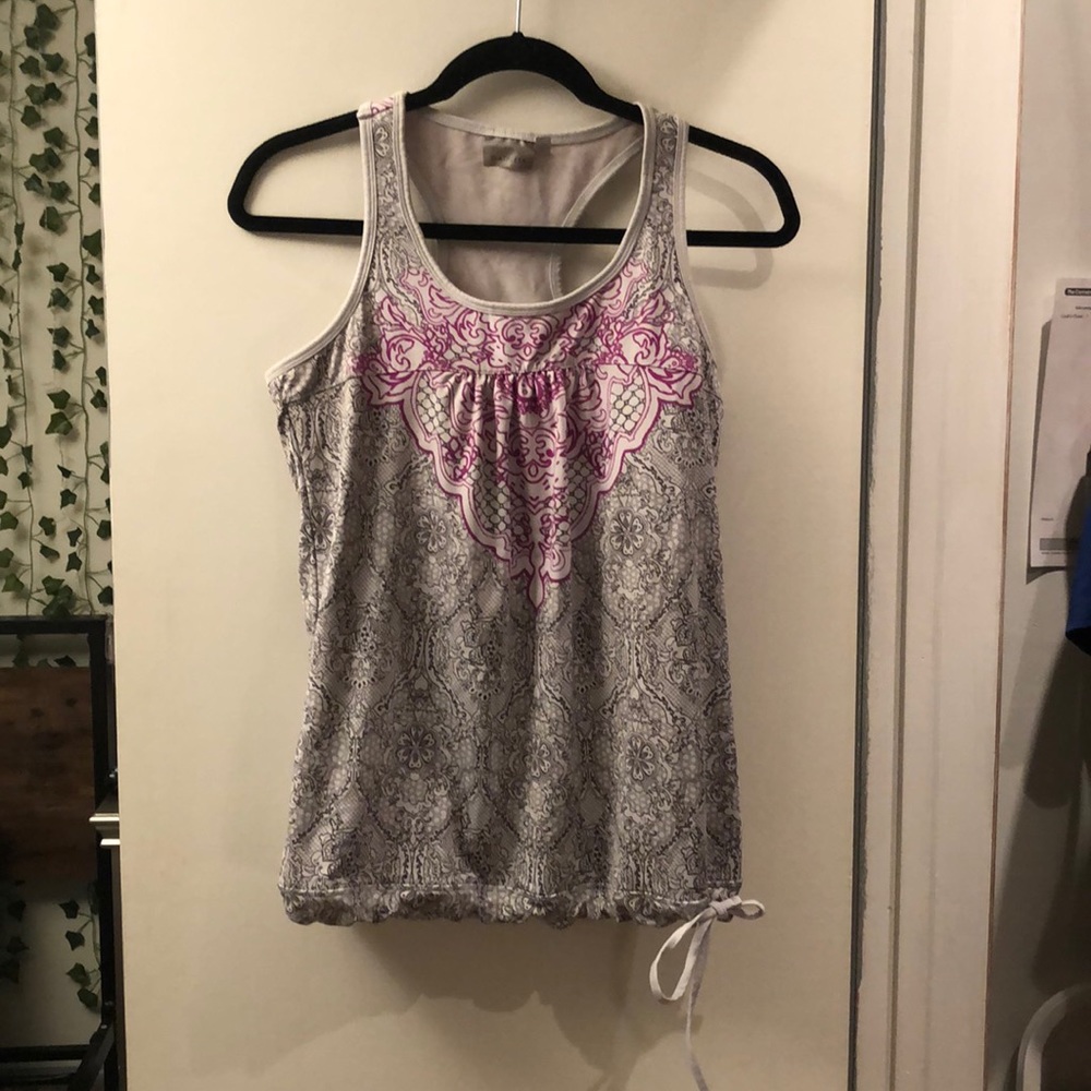 Athleta yoga tank!
